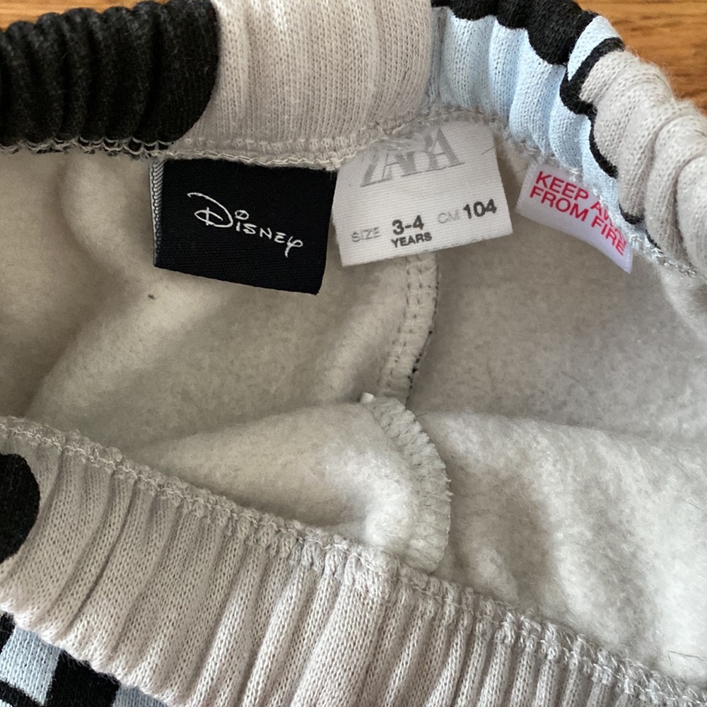 Mickey Mouse sweatpants - Picture 3 of 4